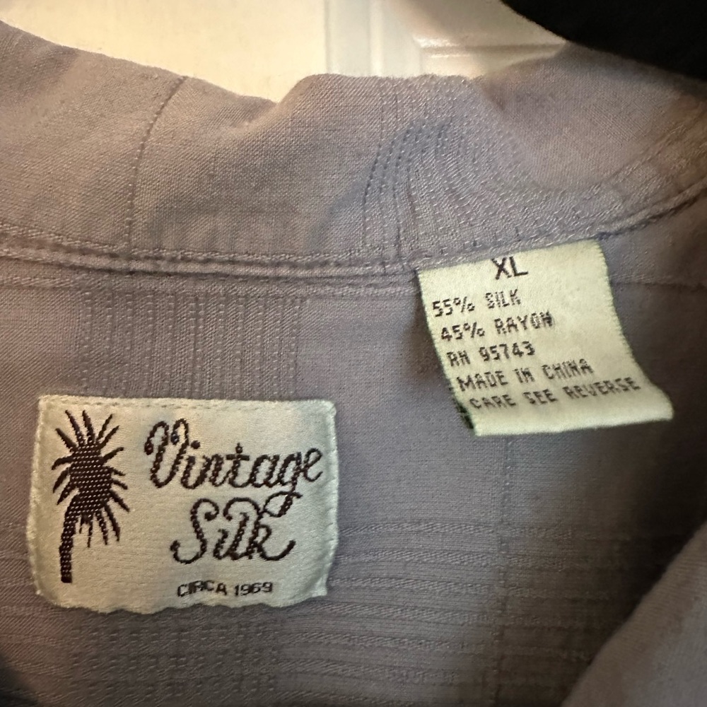 Vintage Silk Mens Gray Button Down Shirt size XL - Picture 3 of 5